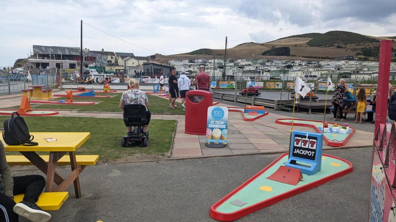 Gloria Stay - Aberystwyth Caravan Екстер'єр фото